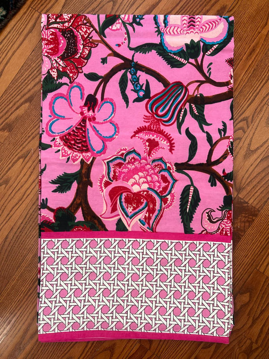 Artisane tablecloth - Pink Magenta